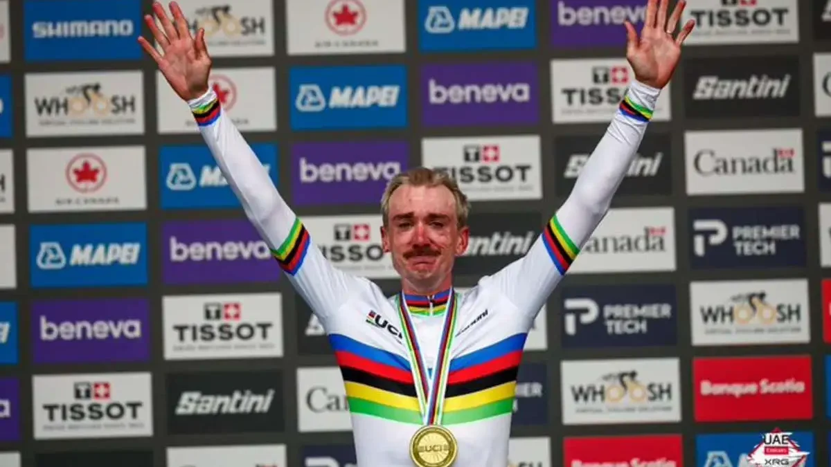 Brandon McNulty debuta como campeón del Mundo en el Giro d’ella Emilia